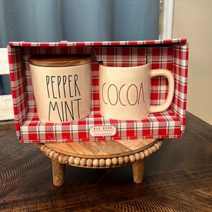 Rae dunn peppermint and cocoa set